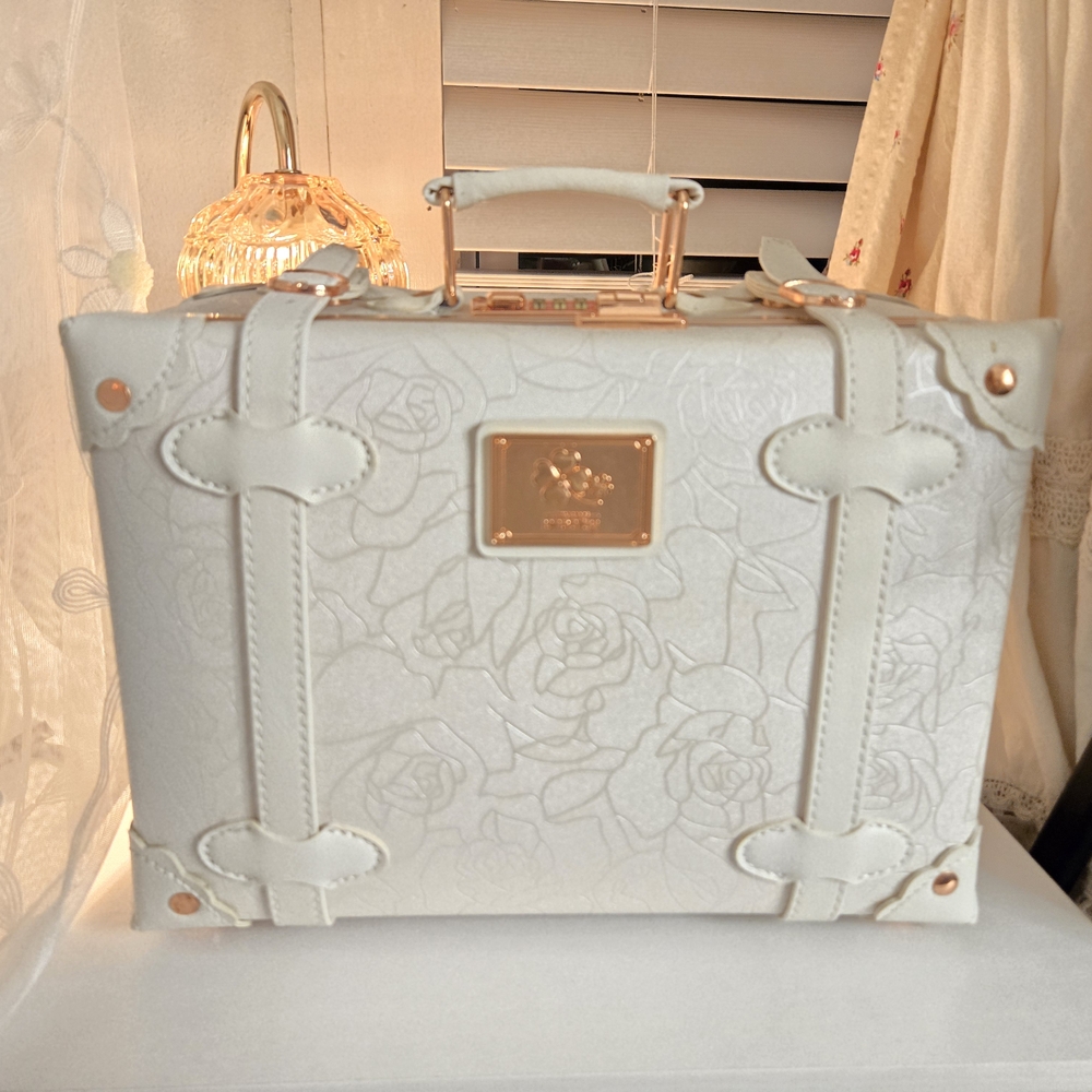 SHEIN Cream Floral Travel Bag with Gold Accents